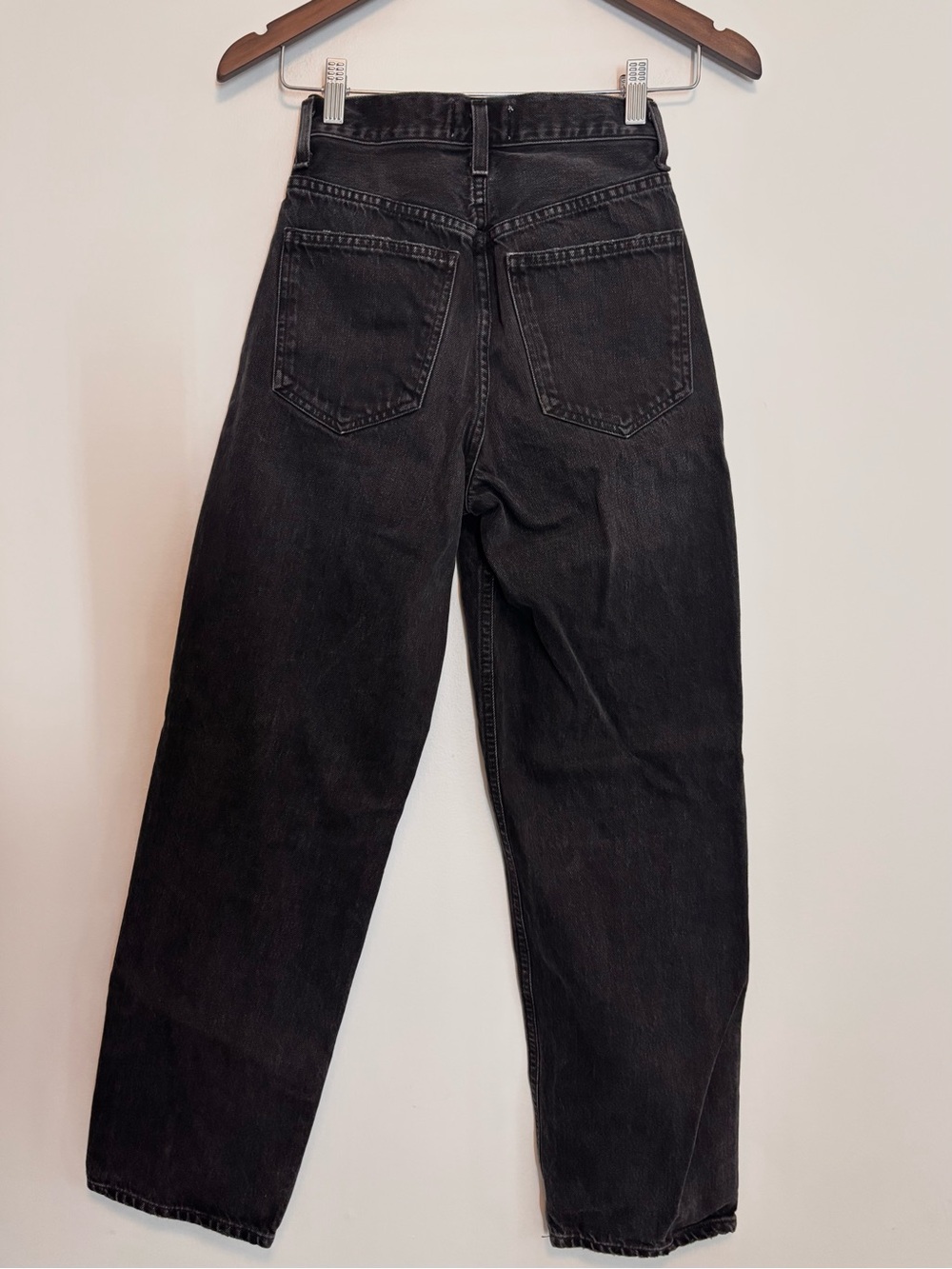 AGOLDE Criss-Cross Upsized Straight-Leg Jeans - Picture 4 of 6